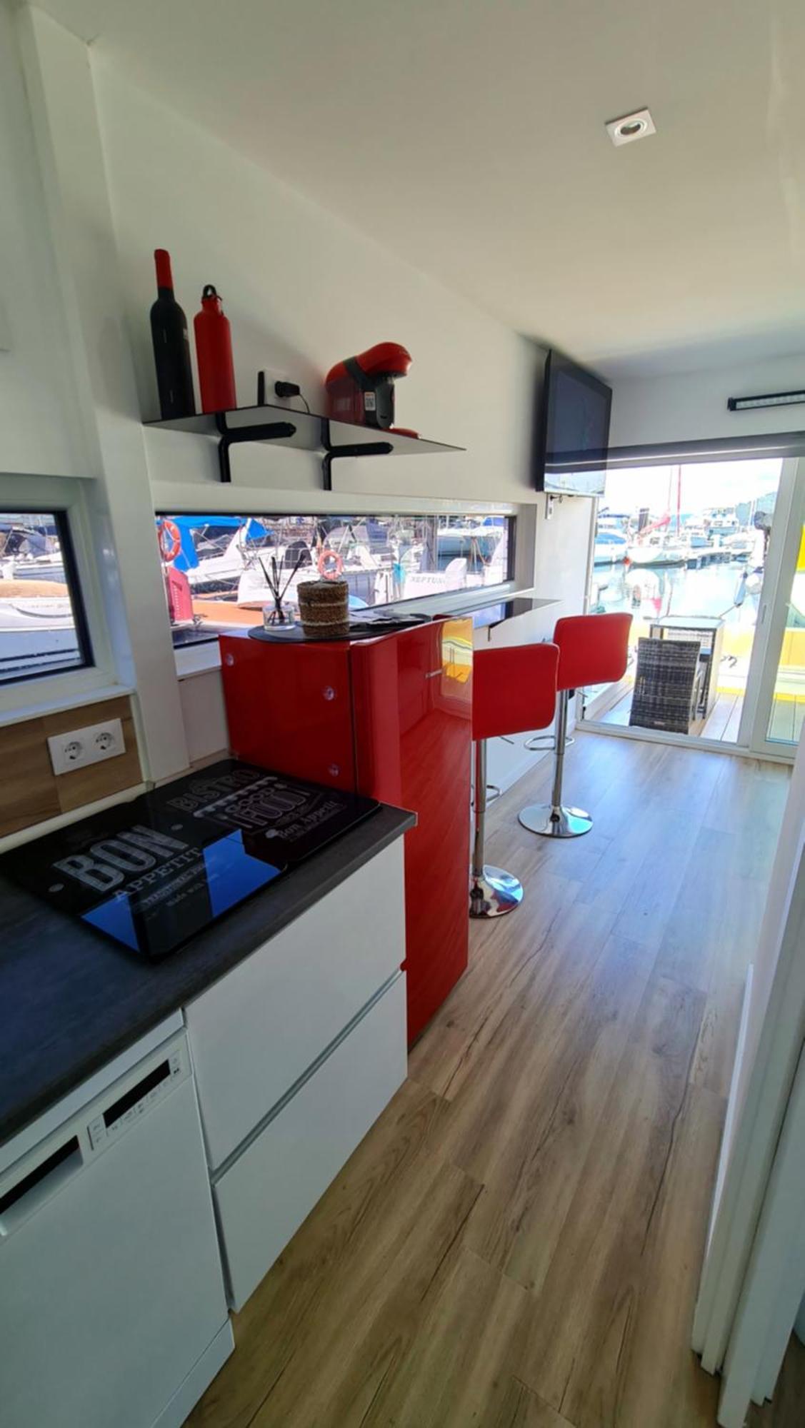 Barco-Apartamento En El Nautico De Vigo Exterior photo